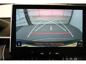 Toyota Corolla-cross thumbnail 54