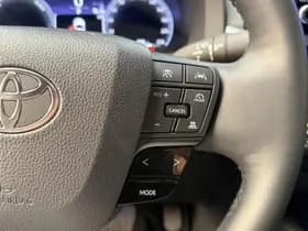 Toyota C-hr thumbnail 11