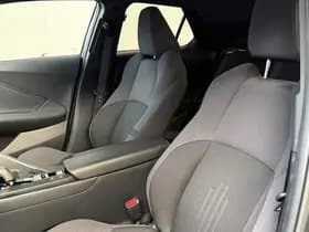 Toyota C-hr thumbnail 32