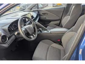 Toyota C-hr thumbnail 51