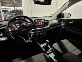 Kia Stonic thumbnail 39