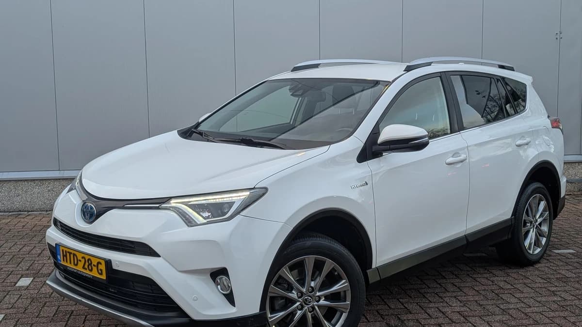 Toyota Rav4 — foto 1