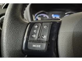 Toyota Yaris thumbnail 16