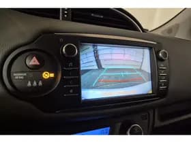 Toyota Yaris thumbnail 18