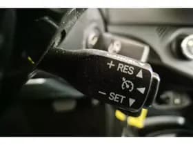 Toyota Yaris thumbnail 22