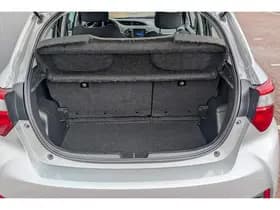 Toyota Yaris thumbnail 40