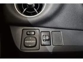 Toyota Yaris thumbnail 53