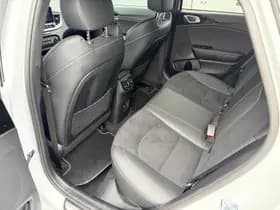 Kia Ceed thumbnail 32