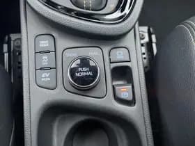 Toyota Yaris-cross thumbnail 30