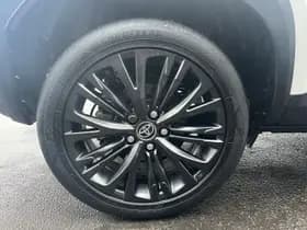 Toyota Yaris-cross thumbnail 7