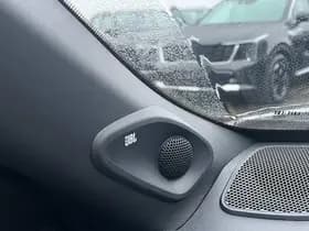 Toyota Yaris-cross thumbnail 99