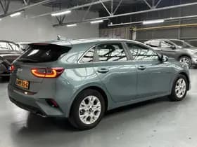 Kia Ceed thumbnail 24