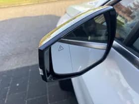 Kia Sportage thumbnail 3