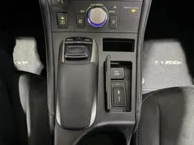 Lexus Ct thumbnail 24