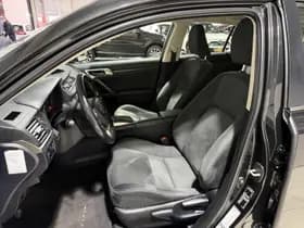 Lexus Ct thumbnail 27