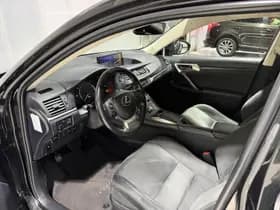 Lexus Ct thumbnail 5