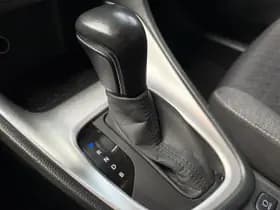 Toyota Yaris thumbnail 16