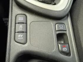 Toyota Yaris thumbnail 17