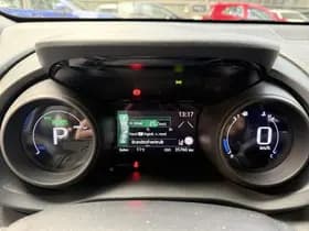 Toyota Yaris thumbnail 31