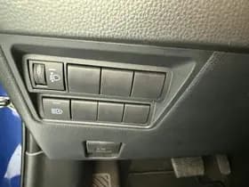 Toyota Yaris thumbnail 36