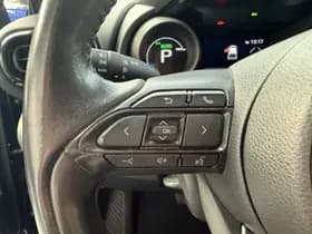 Toyota Yaris thumbnail 5