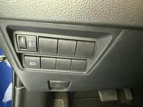 Toyota Yaris thumbnail 9