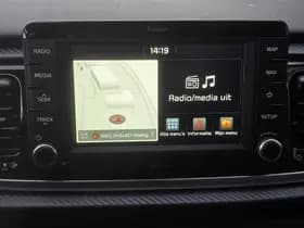 Kia Rio thumbnail 64