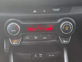 Kia Rio thumbnail 73