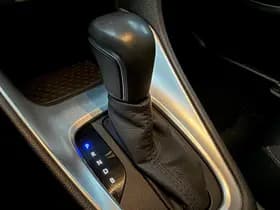 Toyota Yaris thumbnail 14