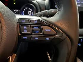 Toyota Yaris thumbnail 32