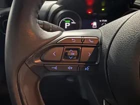 Toyota Yaris thumbnail 5