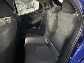 Toyota Yaris thumbnail 45