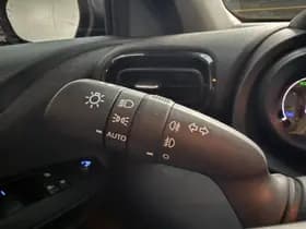 Toyota Yaris thumbnail 7