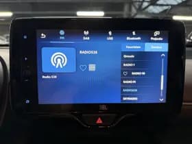 Toyota Yaris-cross thumbnail 11