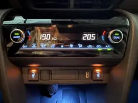 Toyota Yaris-cross thumbnail 13