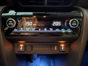 Toyota Yaris-cross thumbnail 42