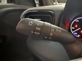 Toyota Yaris-cross thumbnail 8