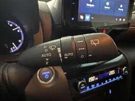 Toyota Yaris-cross thumbnail 9