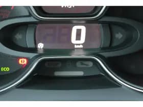 Renault Captur thumbnail 21