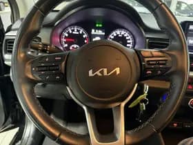 Kia Stonic thumbnail 34