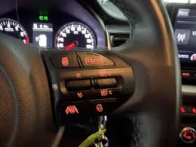 Kia Stonic thumbnail 36