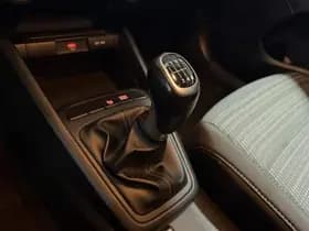 Kia Stonic thumbnail 43