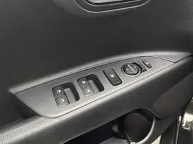 Kia Stonic thumbnail 29