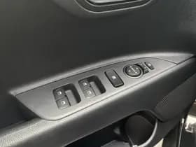 Kia Stonic thumbnail 5