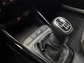 Kia Stonic thumbnail 41