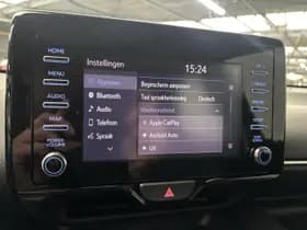 Toyota Yaris thumbnail 16