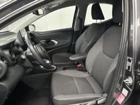 Toyota Yaris thumbnail 4