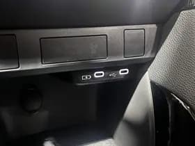 Toyota Yaris thumbnail 43