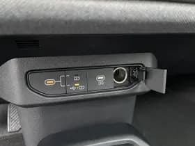 Kia Ev4 thumbnail 36