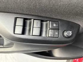 Toyota Yaris-cross thumbnail 40